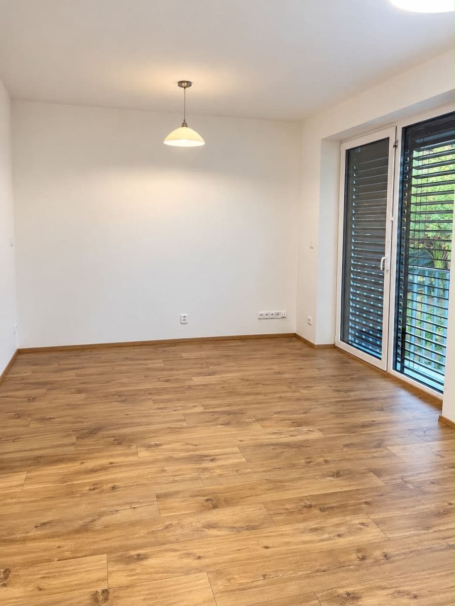 Studio flat for sale, 32 m², Pod Hradem I, Zlín, Zlínský Region Studio flat for sale, 32 m², Pod Hradem I, Zlín, Zlínský Region