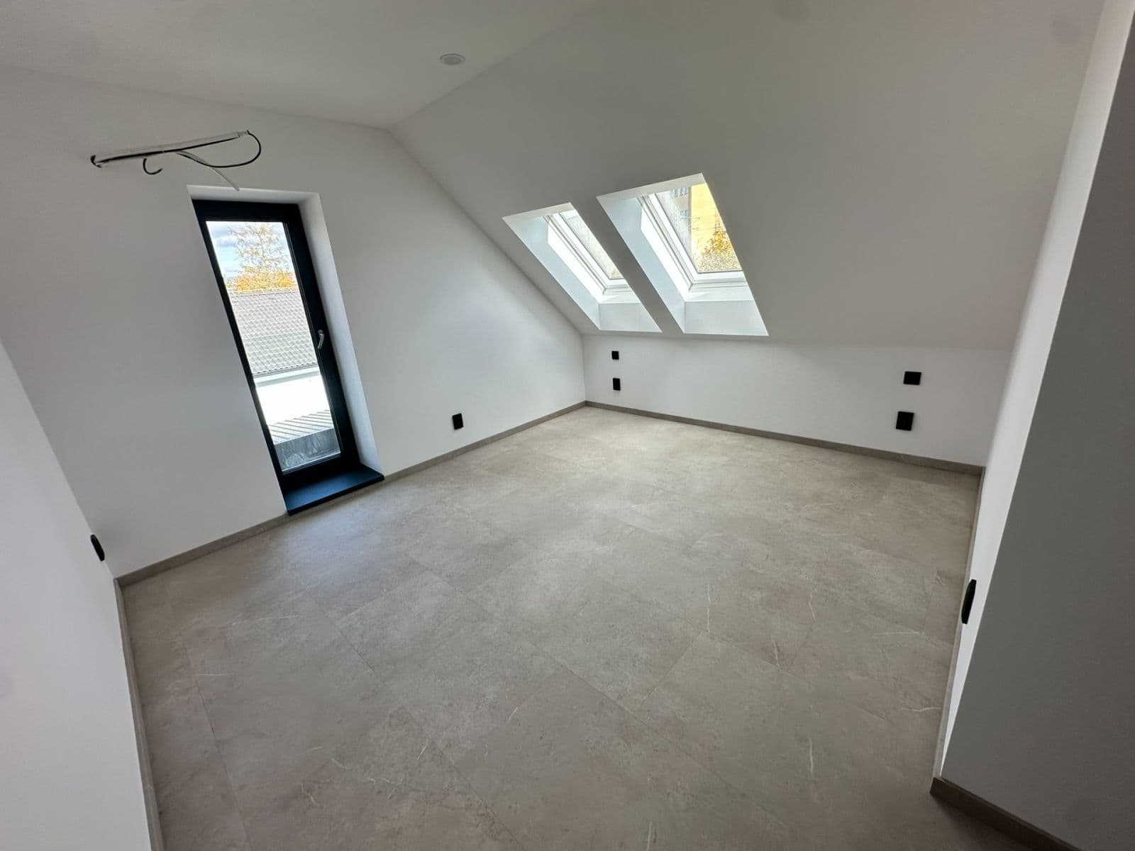 house for sale, 142 m², Na Poříčí, Králův Dvůr, Středočeský Region house for sale, 142 m², Na Poříčí, Králův Dvůr, Středočeský Region