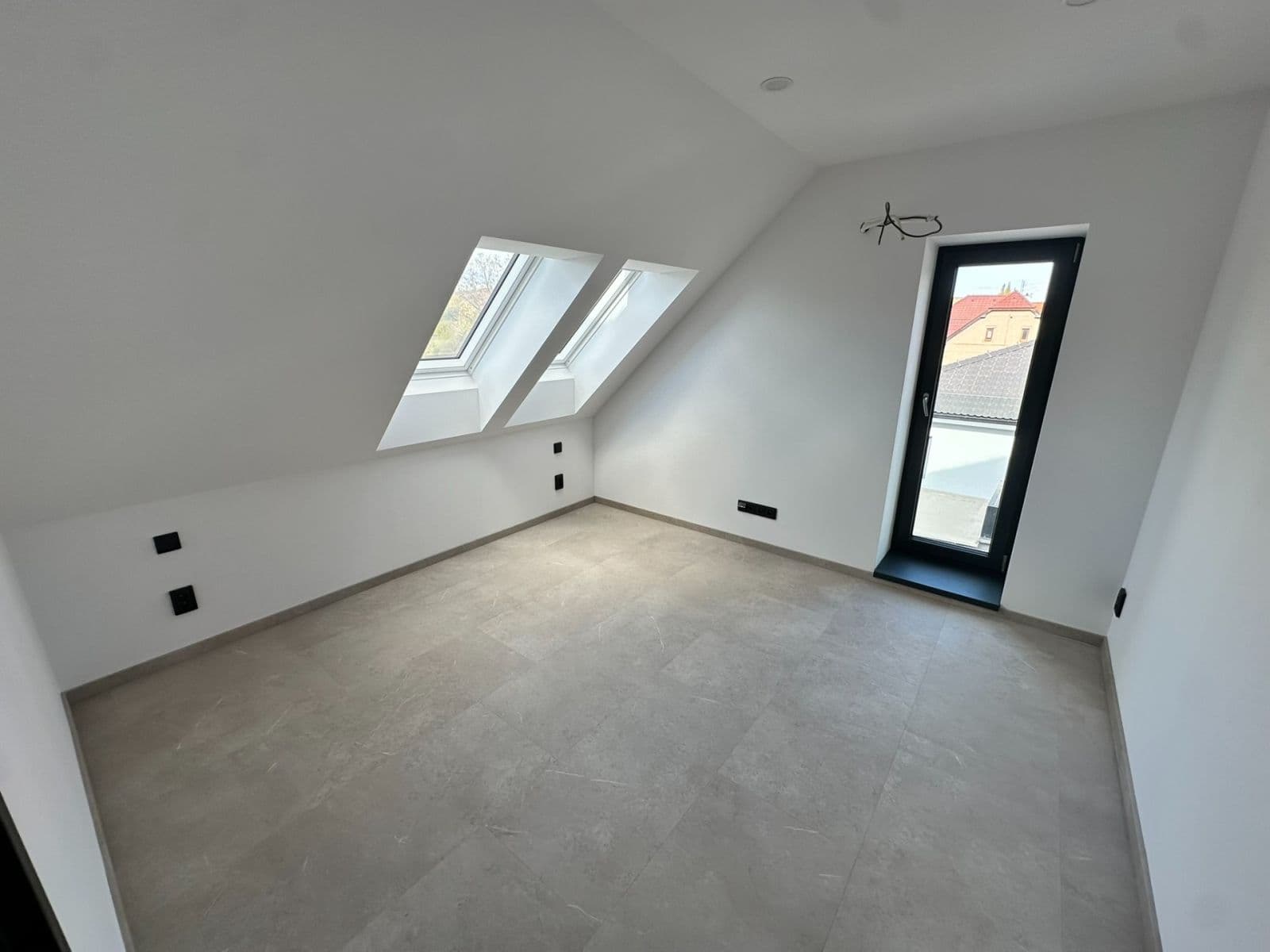 house for sale, 142 m², Na Poříčí, Králův Dvůr, Středočeský Region house for sale, 142 m², Na Poříčí, Králův Dvůr, Středočeský Region