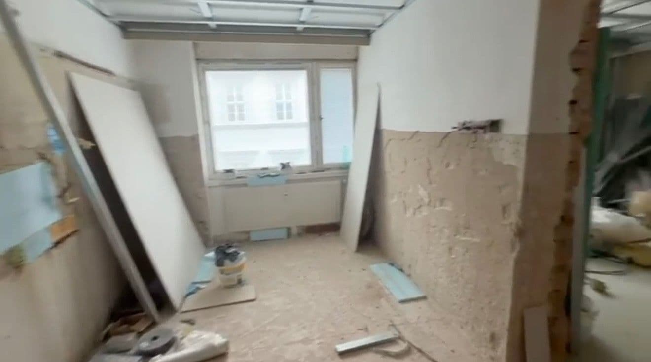 4 bedroom flat for sale, 100 m², Palackého, Bratislava - mestská časť Staré Mesto, Bratislavský Region 4 bedroom flat for sale, 100 m², Palackého, Bratislava - mestská časť Staré Mesto, Bratislavský Region