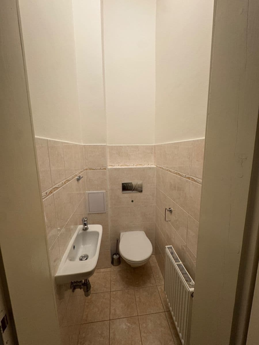2 bedroom flat to rent, 69 m², Slezská, Prague, Prague 2 bedroom flat to rent, 69 m², Slezská, Prague, Prague