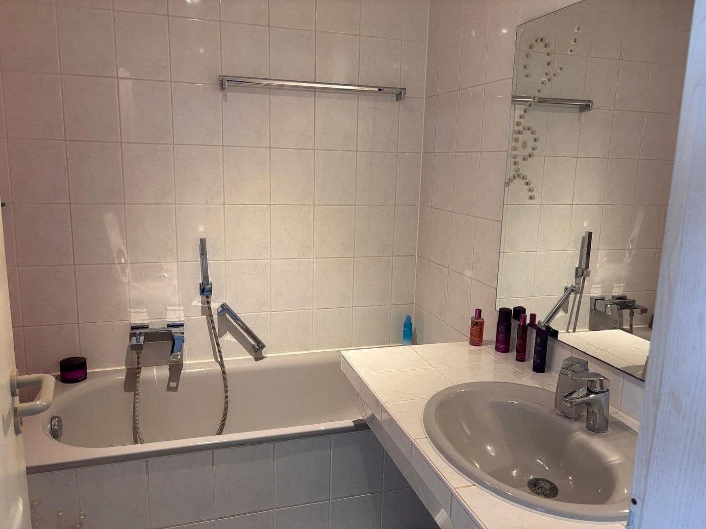 1 bedroom with open-plan kitchen flat for sale, 58 m², Harzweg 11, Flörsheim, Hesse 1 bedroom with open-plan kitchen flat for sale, 58 m², Harzweg 11, Flörsheim, Hesse