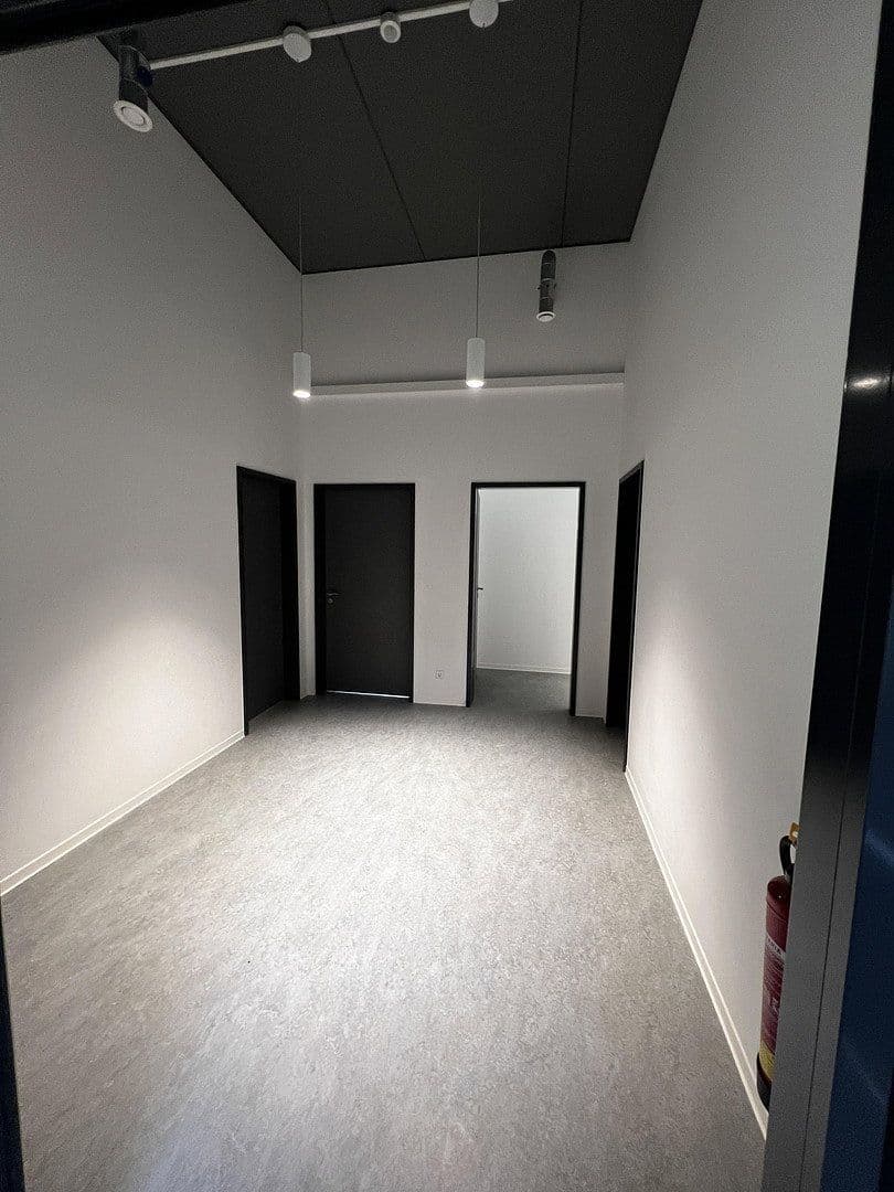 office to rent, 301 m², Schönefeld, Brandenburg office to rent, 301 m², Schönefeld, Brandenburg