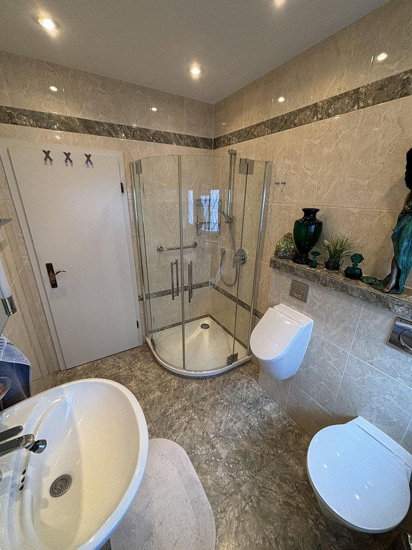 house for sale, 204 m², Offenbach am Main, Hesse house for sale, 204 m², Offenbach am Main, Hesse
