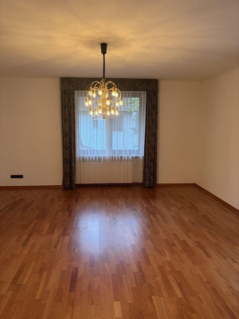 house for sale, 204 m², Offenbach am Main, Hesse house for sale, 204 m², Offenbach am Main, Hesse
