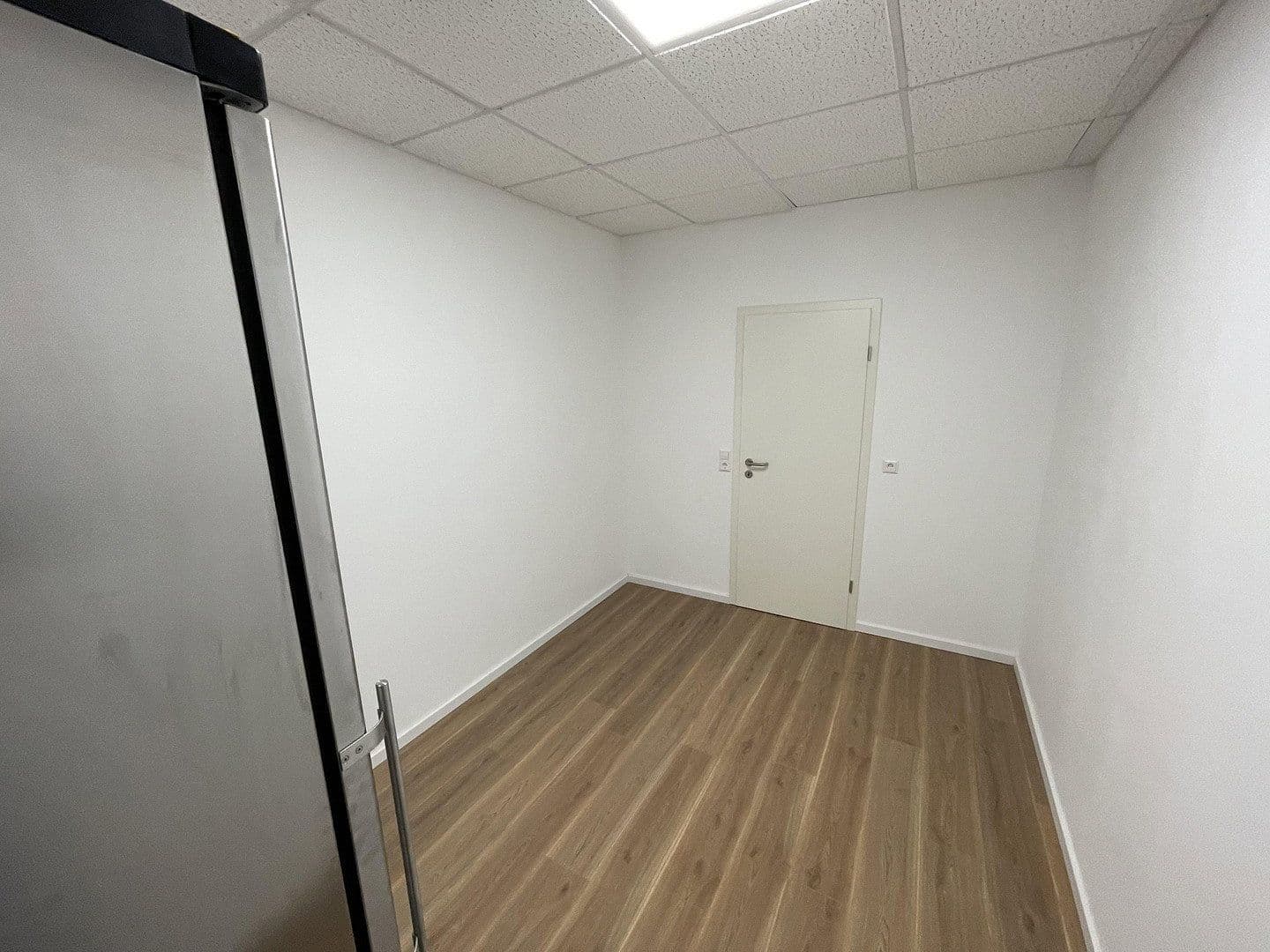 office to rent, 480 m², Max-Eyth-Str.23, Ditzingen, Baden-Württemberg office to rent, 480 m², Max-Eyth-Str.23, Ditzingen, Baden-Württemberg