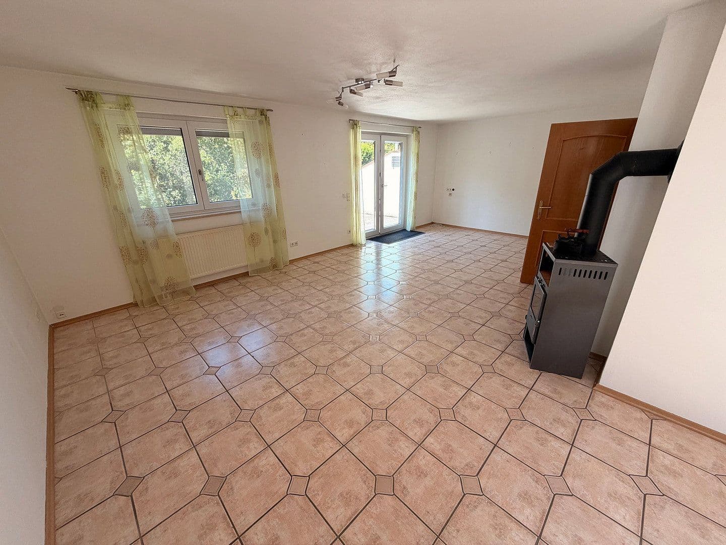 house for sale, 198 m², Oberstimm, Bavaria house for sale, 198 m², Oberstimm, Bavaria