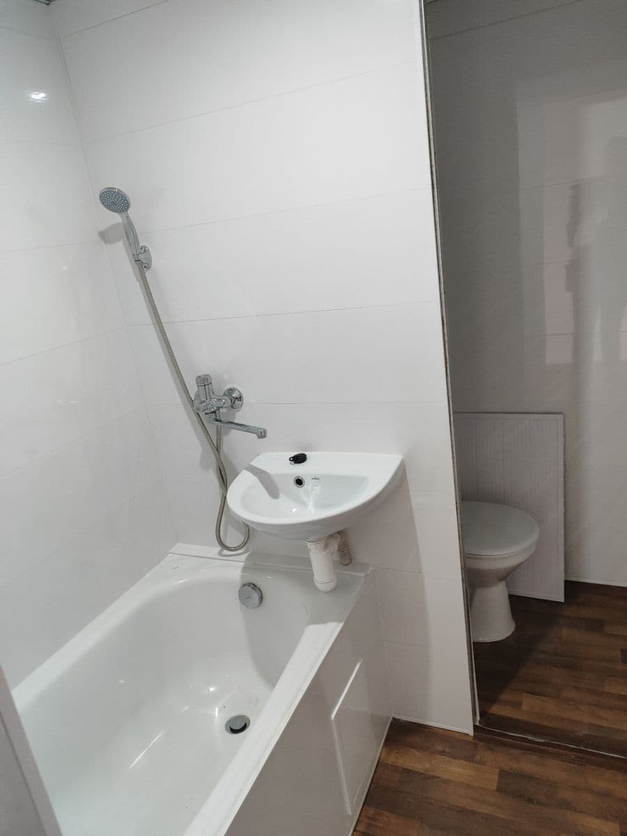 1 bedroom flat to rent, 36 m², Dřínovská, Chomutov, Ústecký Region 1 bedroom flat to rent, 36 m², Dřínovská, Chomutov, Ústecký Region