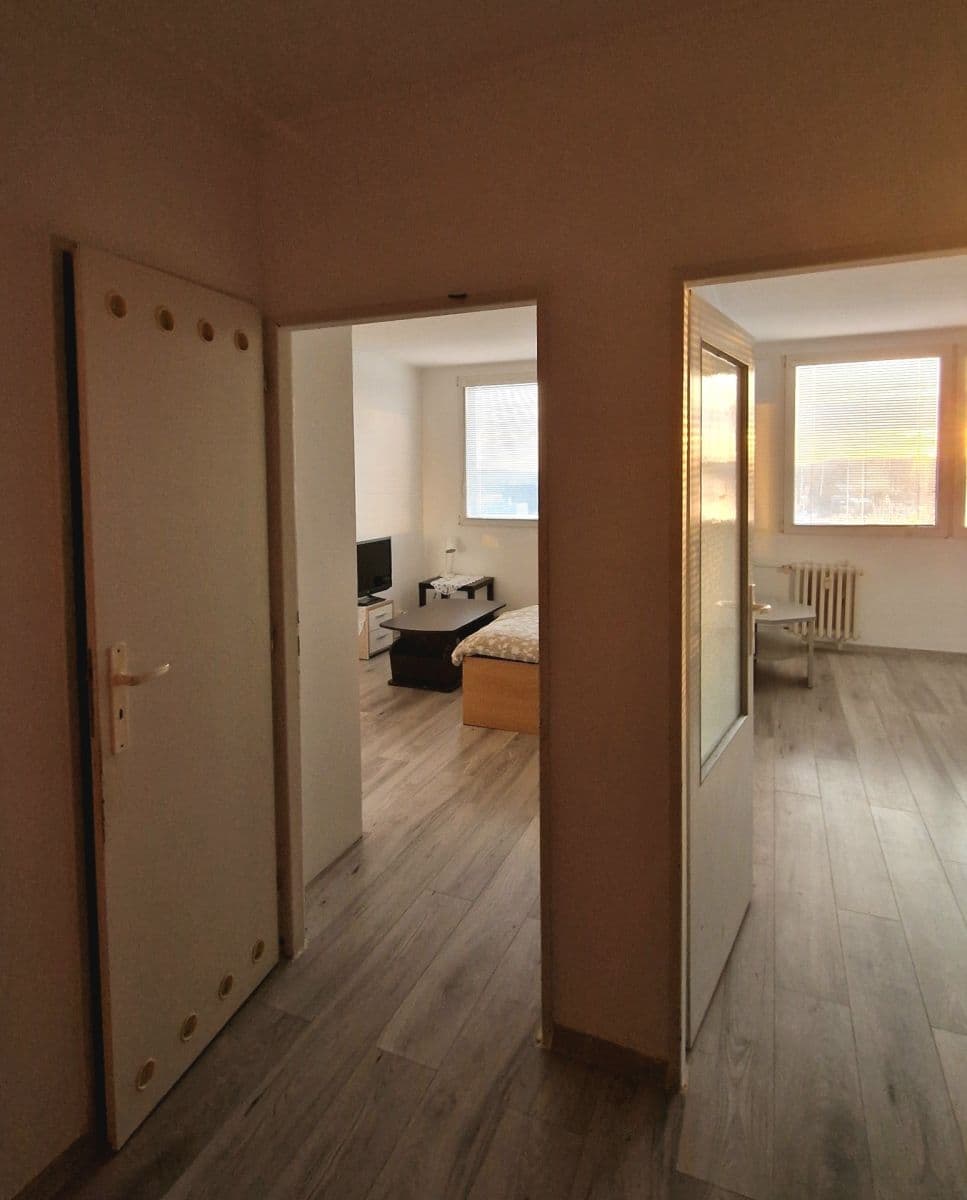 1 bedroom with open-plan kitchen flat for sale, 40 m², Makovského, Prague, Prague 1 bedroom with open-plan kitchen flat for sale, 40 m², Makovského, Prague, Prague