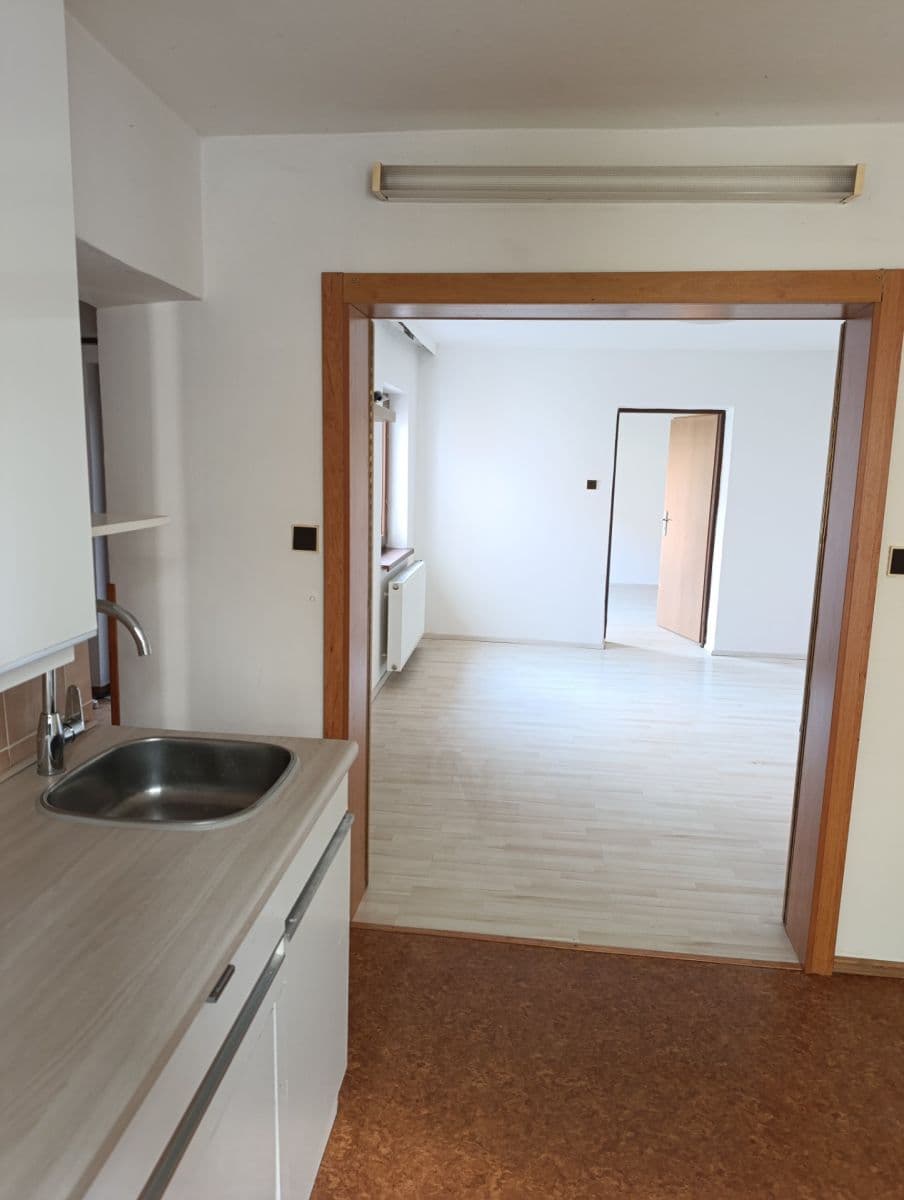 2 bedroom flat to rent, 51 m², Revoluční, Nýřany, Plzeňský Region 2 bedroom flat to rent, 51 m², Revoluční, Nýřany, Plzeňský Region