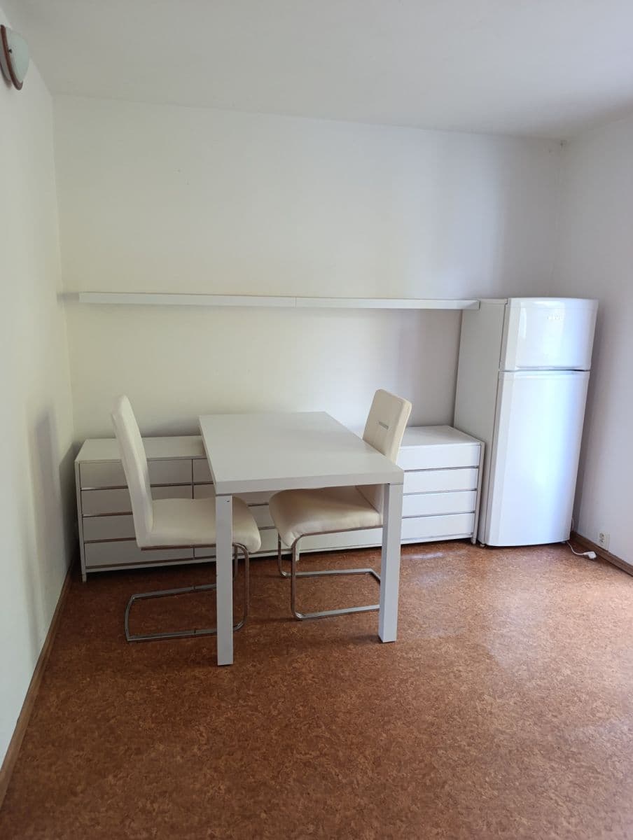 2 bedroom flat to rent, 51 m², Revoluční, Nýřany, Plzeňský Region 2 bedroom flat to rent, 51 m², Revoluční, Nýřany, Plzeňský Region