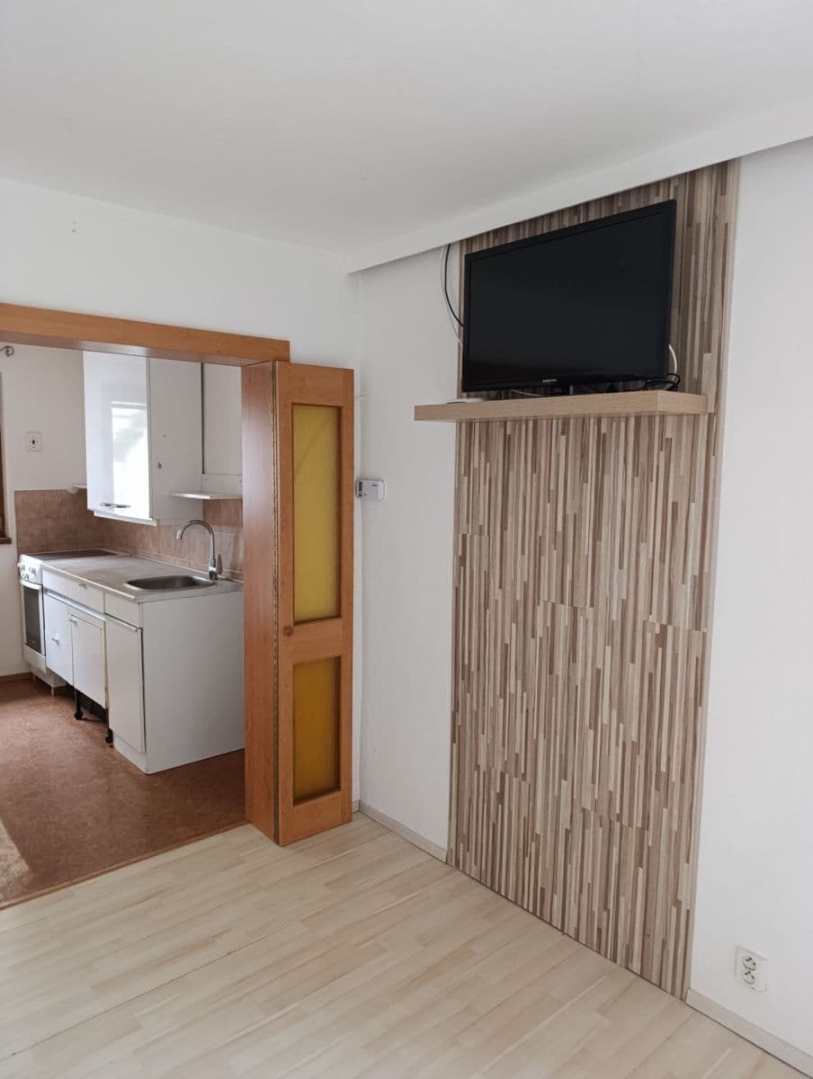 2 bedroom flat to rent, 51 m², Revoluční, Nýřany, Plzeňský Region 2 bedroom flat to rent, 51 m², Revoluční, Nýřany, Plzeňský Region