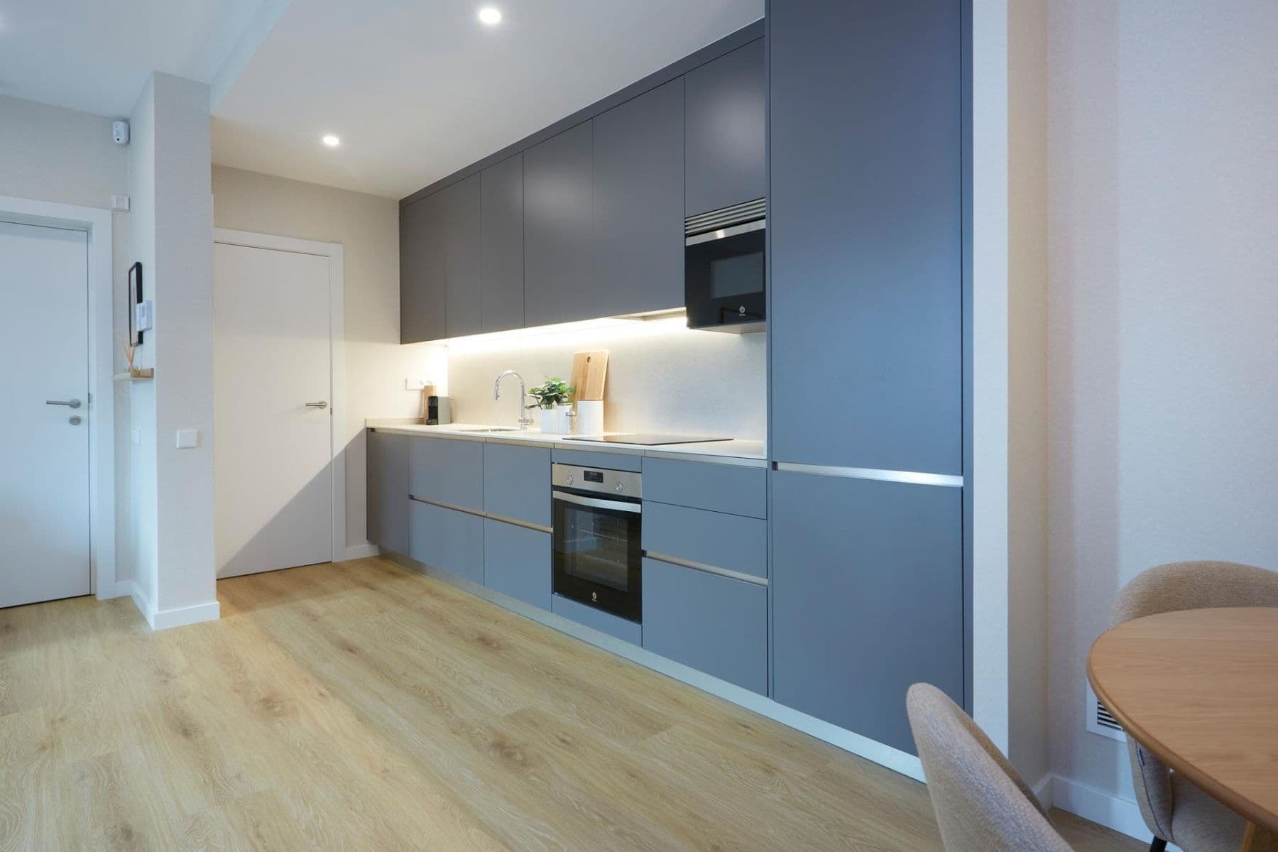 2 bedroom flat to rent, 80 m², Pitterova, Prague, Prague 2 bedroom flat to rent, 80 m², Pitterova, Prague, Prague