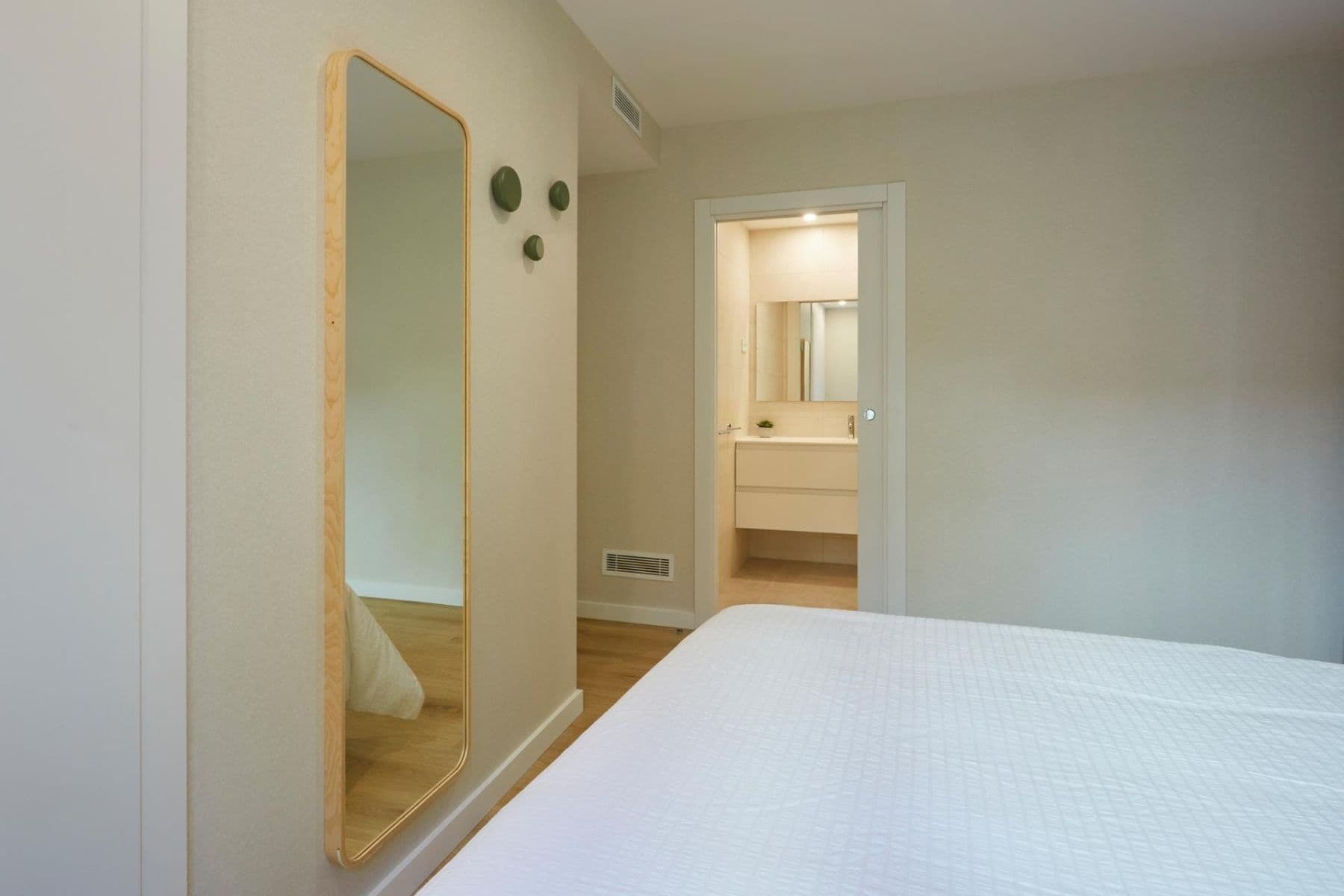 2 bedroom flat to rent, 80 m², Pitterova, Prague, Prague 2 bedroom flat to rent, 80 m², Pitterova, Prague, Prague