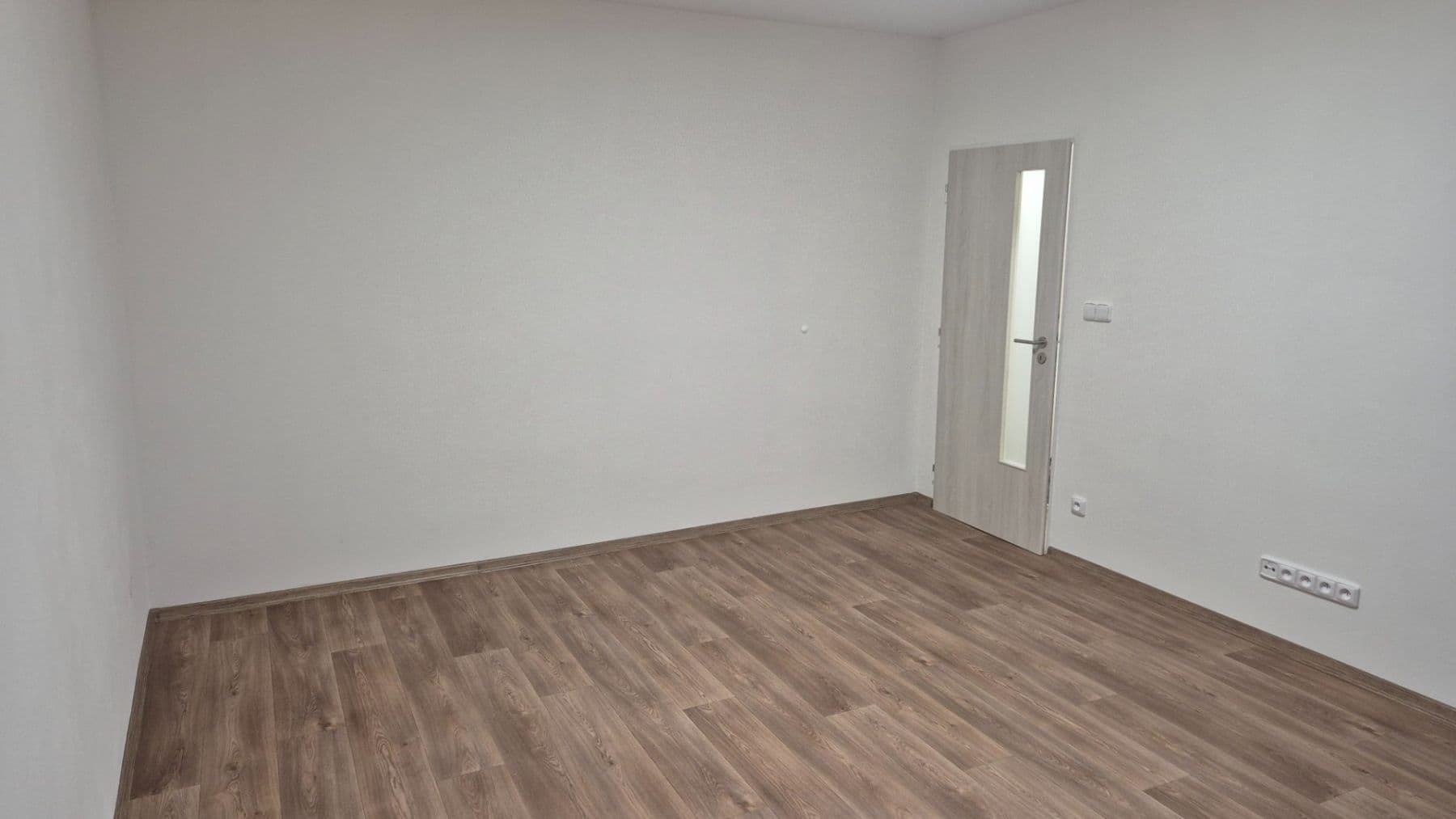 Studio flat to rent, 30 m², Brožíkova, Brno, Jihomoravský Region Studio flat to rent, 30 m², Brožíkova, Brno, Jihomoravský Region