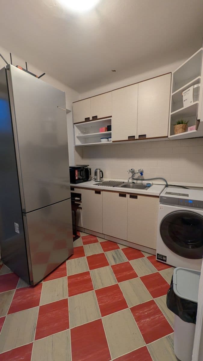 Small studio flat to rent, 20 m², 5. máje, Prague, Prague Small studio flat to rent, 20 m², 5. máje, Prague, Prague