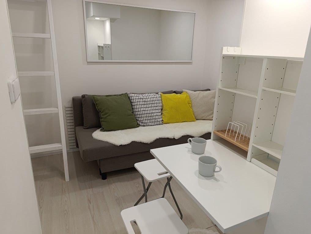 Studio flat to rent, 16 m², Benátská, Prague, Prague Studio flat to rent, 16 m², Benátská, Prague, Prague