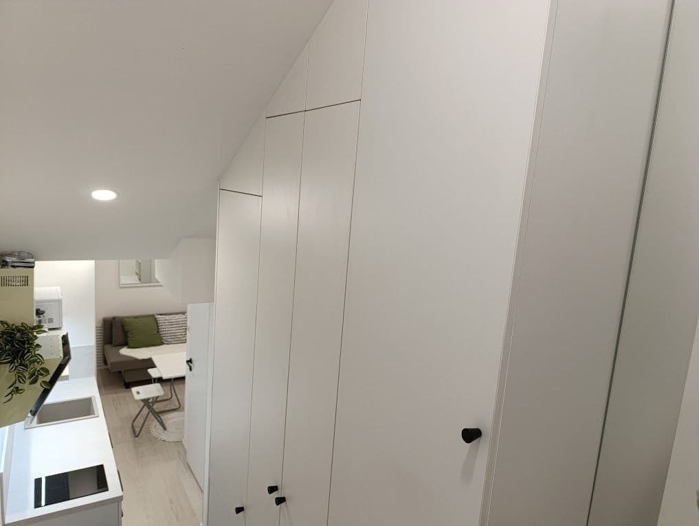Studio flat to rent, 16 m², Benátská, Prague, Prague Studio flat to rent, 16 m², Benátská, Prague, Prague