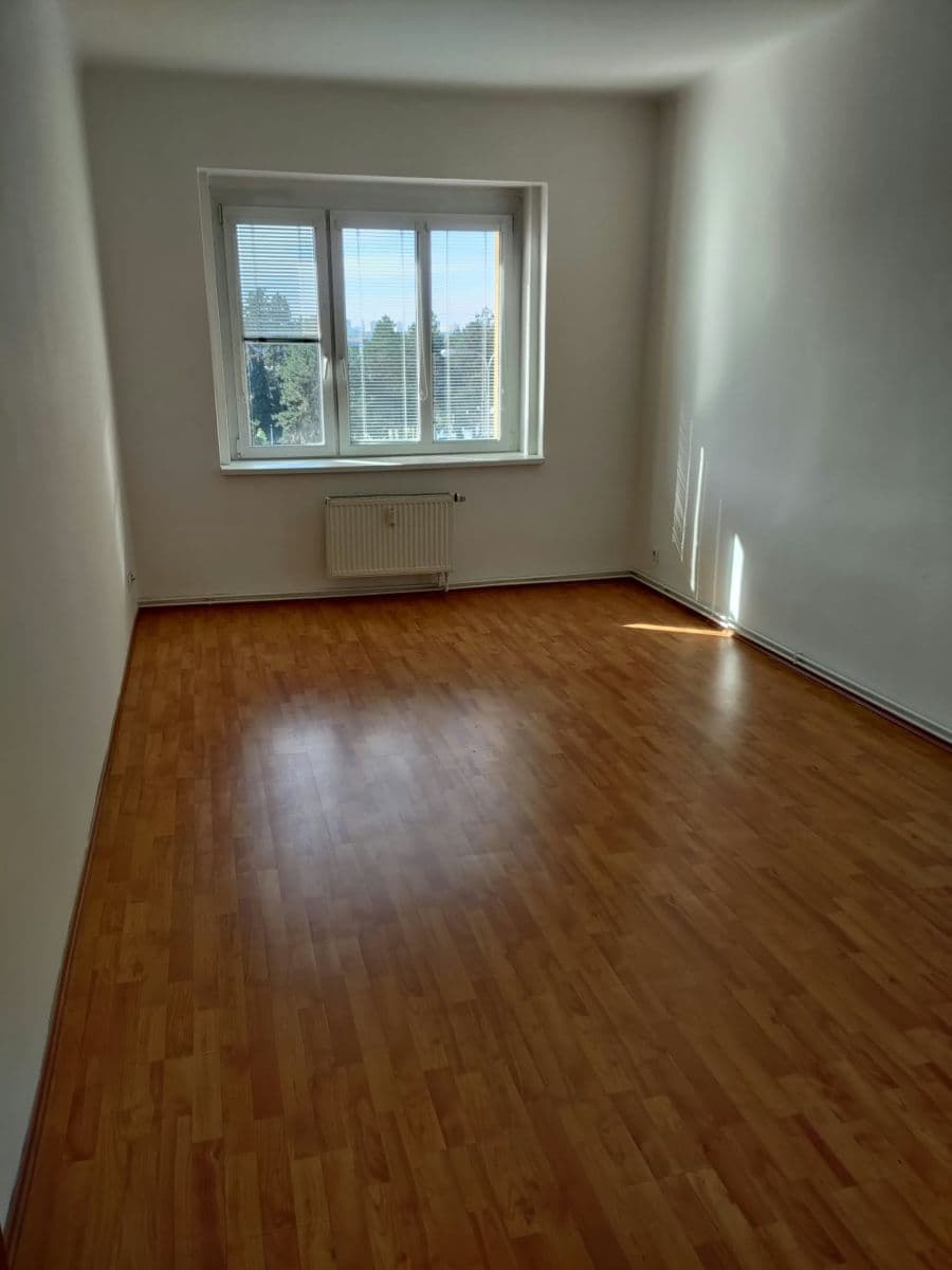 2 bedroom with open-plan kitchen flat to rent, 74 m², Jihlavská, Prague, Prague 2 bedroom with open-plan kitchen flat to rent, 74 m², Jihlavská, Prague, Prague