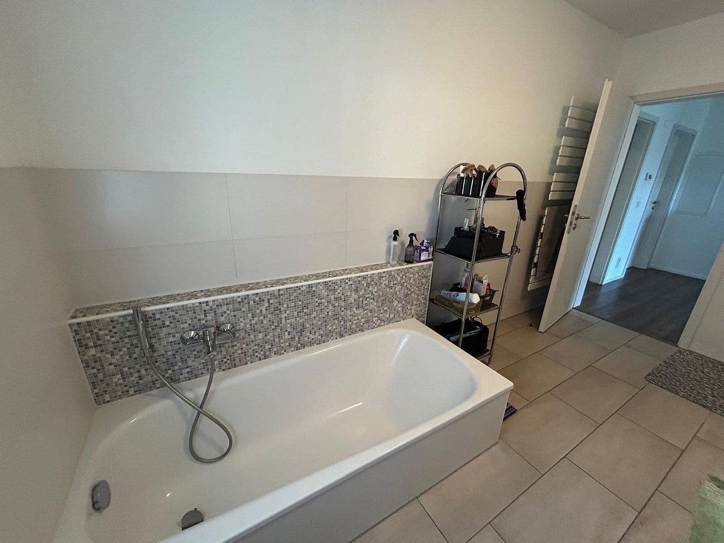 3 bedroom flat to rent, 110 m², Römerallee 36 b, Zülpich, North Rhine-Westphalia 3 bedroom flat to rent, 110 m², Römerallee 36 b, Zülpich, North Rhine-Westphalia