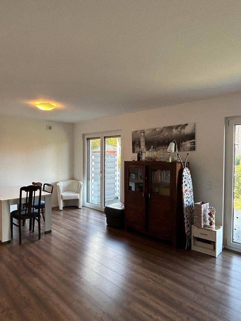 3 bedroom flat to rent, 110 m², Römerallee 36 b, Zülpich, North Rhine-Westphalia 3 bedroom flat to rent, 110 m², Römerallee 36 b, Zülpich, North Rhine-Westphalia
