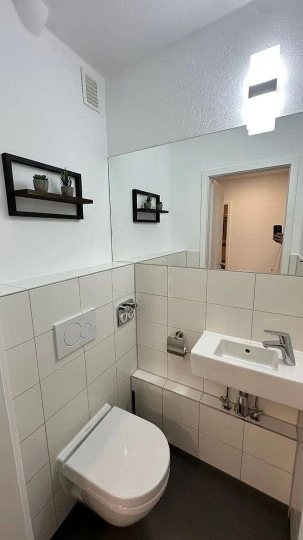 1 bedroom with open-plan kitchen flat to rent, 43 m², Stuttgart, Baden-Württemberg 1 bedroom with open-plan kitchen flat to rent, 43 m², Stuttgart, Baden-Württemberg