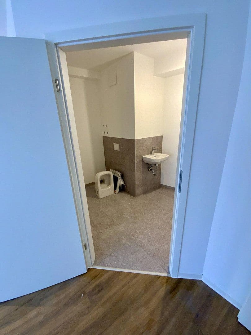 3 bedroom with open-plan kitchen flat to rent, 137 m², Demmeringstr. 9, Leipzig, Saxony 3 bedroom with open-plan kitchen flat to rent, 137 m², Demmeringstr. 9, Leipzig, Saxony