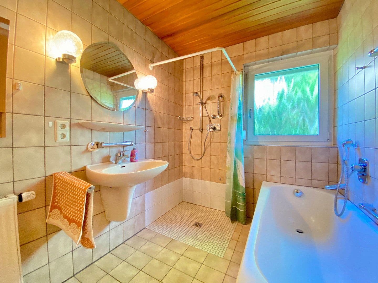 house for sale, 170 m², Filderstadt, Baden-Württemberg house for sale, 170 m², Filderstadt, Baden-Württemberg