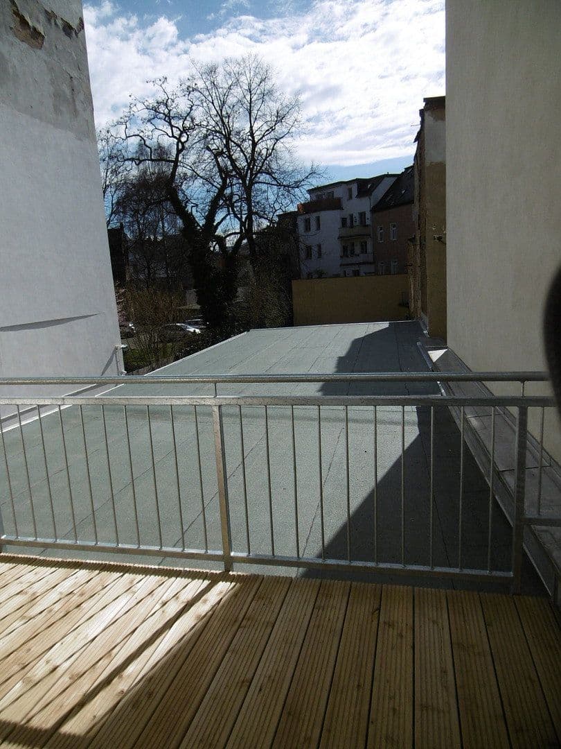 1 bedroom with open-plan kitchen flat to rent, 95 m², Innere Plauensche Str.21, Zwickau, Saxony 1 bedroom with open-plan kitchen flat to rent, 95 m², Innere Plauensche Str.21, Zwickau, Saxony
