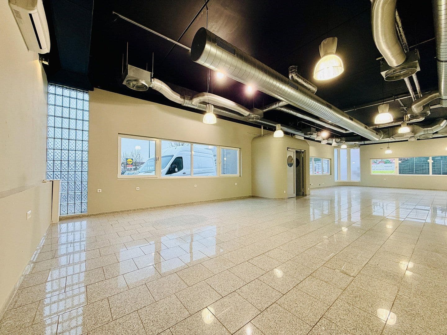 non-residential property to rent, 230 m², Draisstraße 1, Karlsbad, Baden-Württemberg non-residential property to rent, 230 m², Draisstraße 1, Karlsbad, Baden-Württemberg