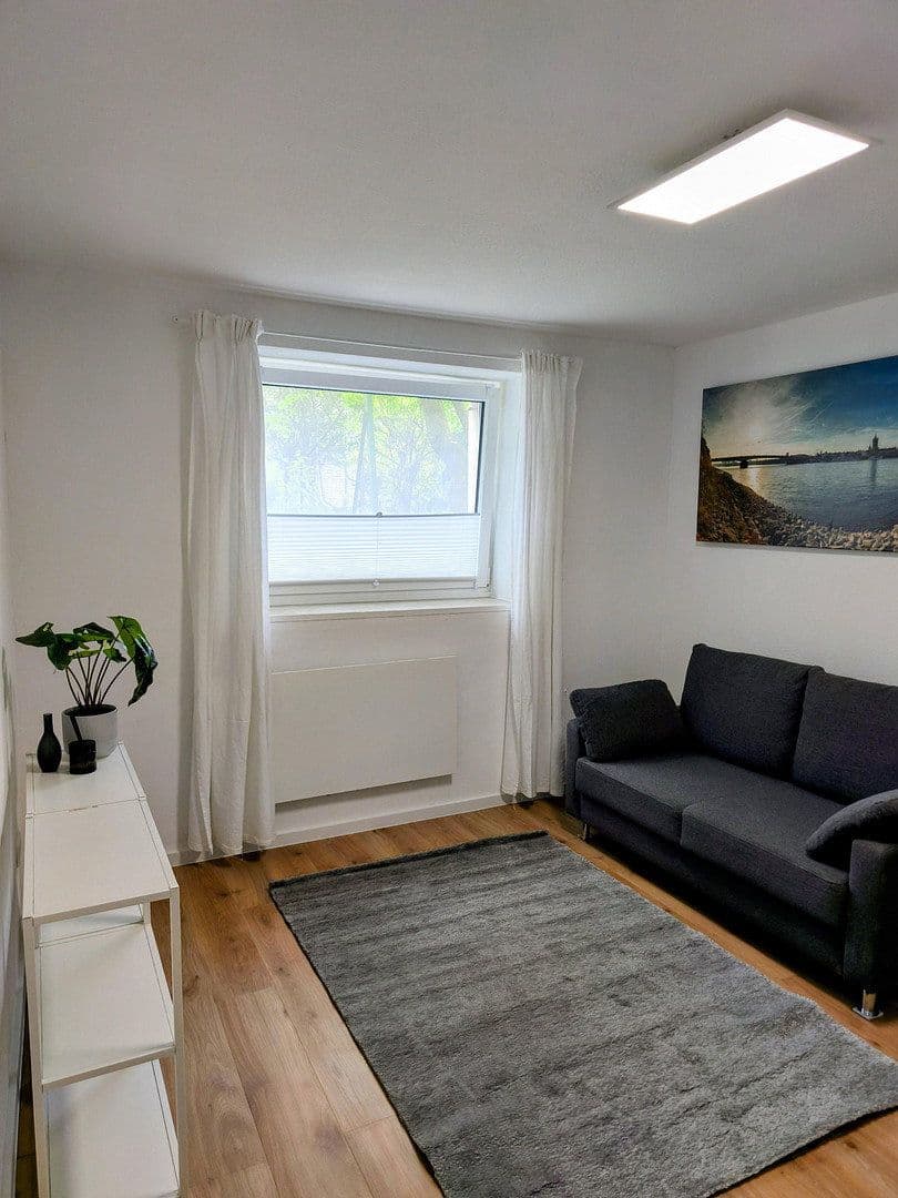 Studio flat to rent, 35 m², Arnulfstraße, Köln, North Rhine-Westphalia Studio flat to rent, 35 m², Arnulfstraße, Köln, North Rhine-Westphalia