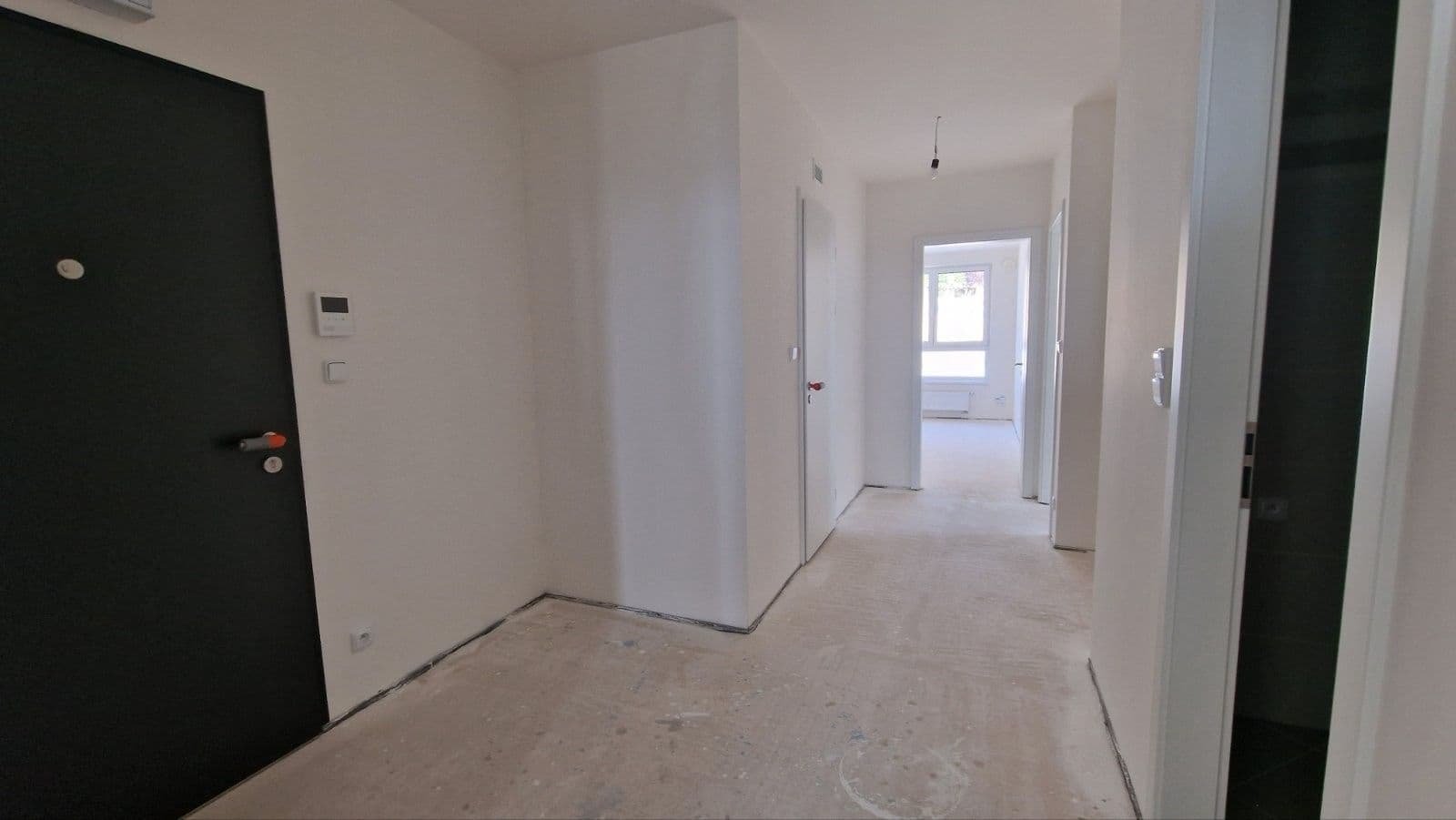3 bedroom with open-plan kitchen flat to rent, 113 m², Thomasova, Prague, Prague 3 bedroom with open-plan kitchen flat to rent, 113 m², Thomasova, Prague, Prague