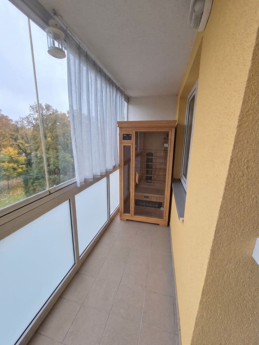 2 bedroom with open-plan kitchen flat for sale, 66 m², Smetanovo nábřeží, Hradec Králové, Královéhradecký Region 2 bedroom with open-plan kitchen flat for sale, 66 m², Smetanovo nábřeží, Hradec Králové, Královéhradecký Region