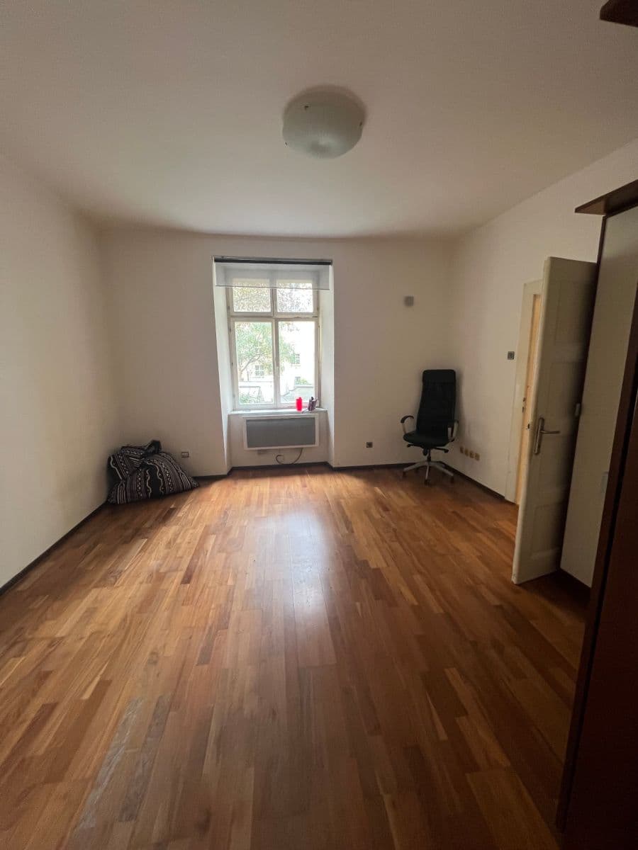 2 bedroom flat to rent, 37 m², Jaurisova, Prague, Prague 2 bedroom flat to rent, 37 m², Jaurisova, Prague, Prague