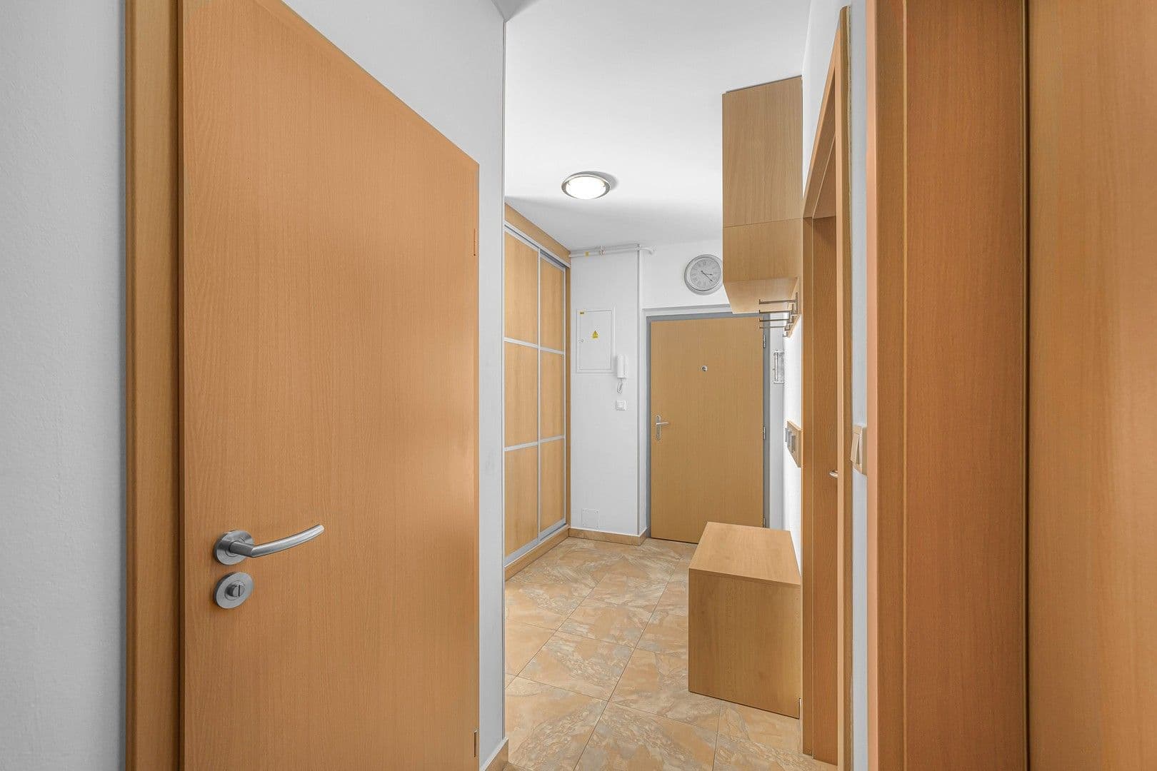 2 bedroom with open-plan kitchen flat to rent, 64 m², Za Dvorem, Brandýs nad Labem-Stará Boleslav, Středočeský Region 2 bedroom with open-plan kitchen flat to rent, 64 m², Za Dvorem, Brandýs nad Labem-Stará Boleslav, Středočeský Region