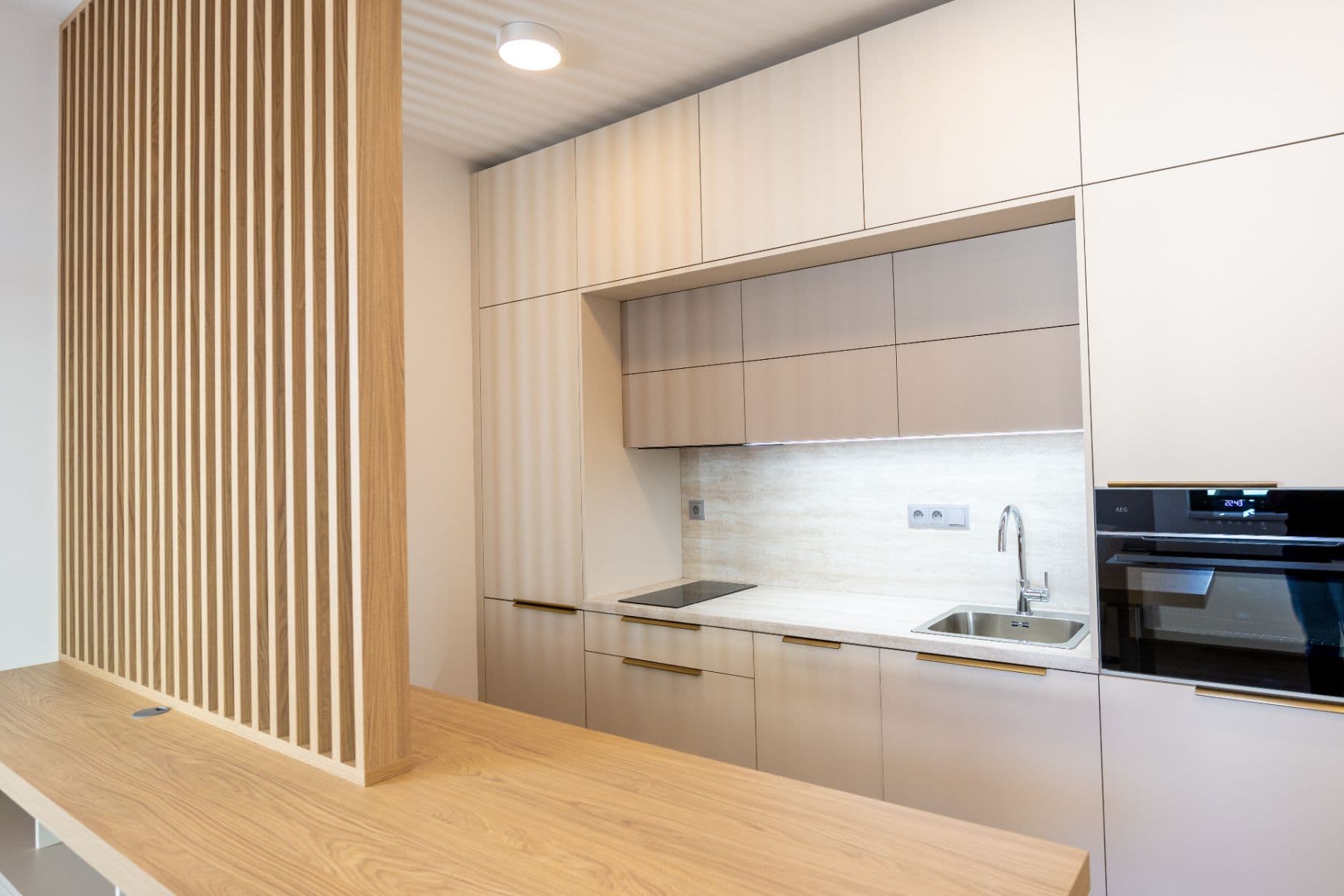 Studio flat to rent, 28 m², Na Vrchu, Prague, Prague Studio flat to rent, 28 m², Na Vrchu, Prague, Prague