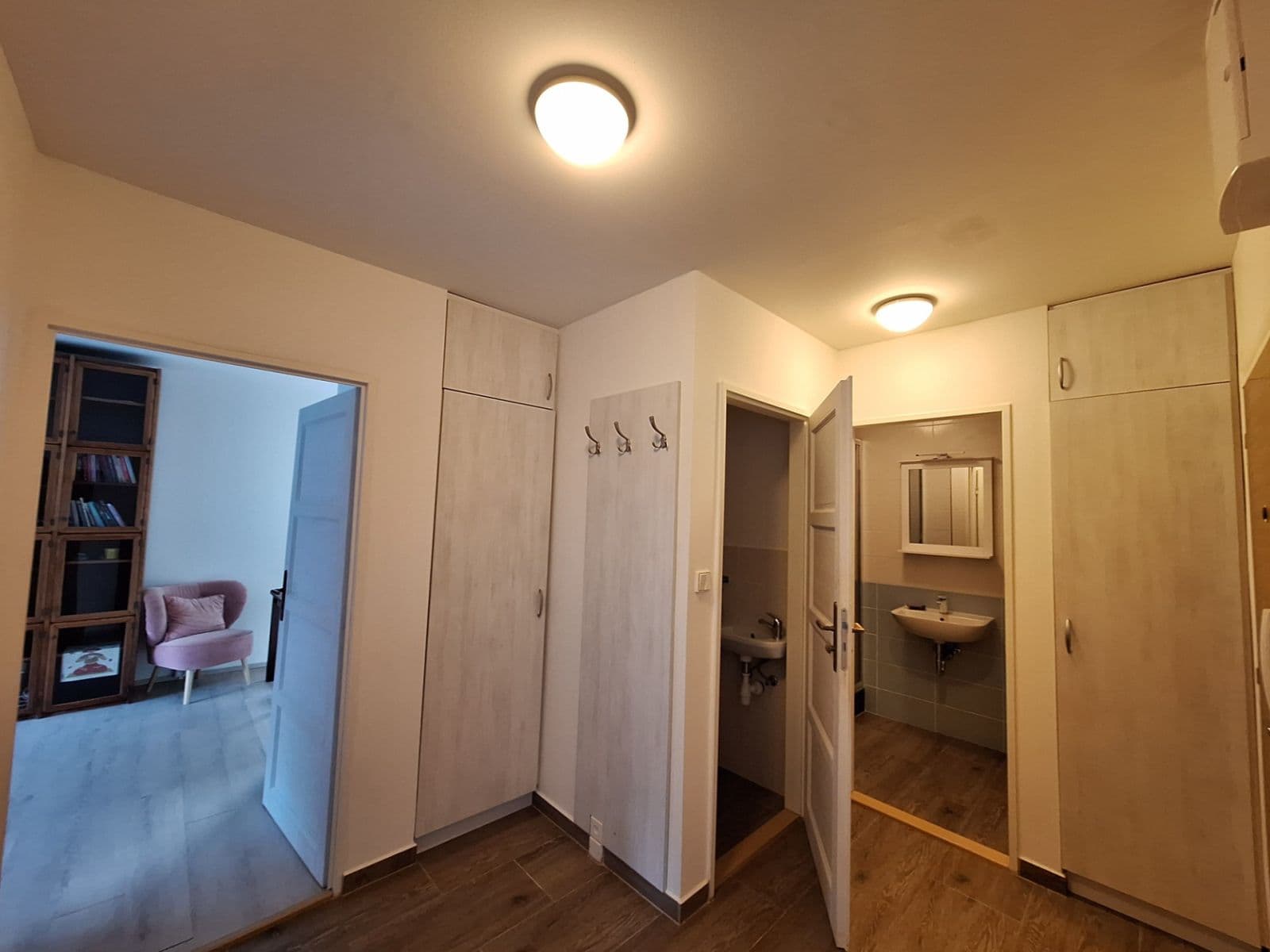 2 bedroom with open-plan kitchen flat to rent, 62 m², Trachtova, Prague, Prague 2 bedroom with open-plan kitchen flat to rent, 62 m², Trachtova, Prague, Prague
