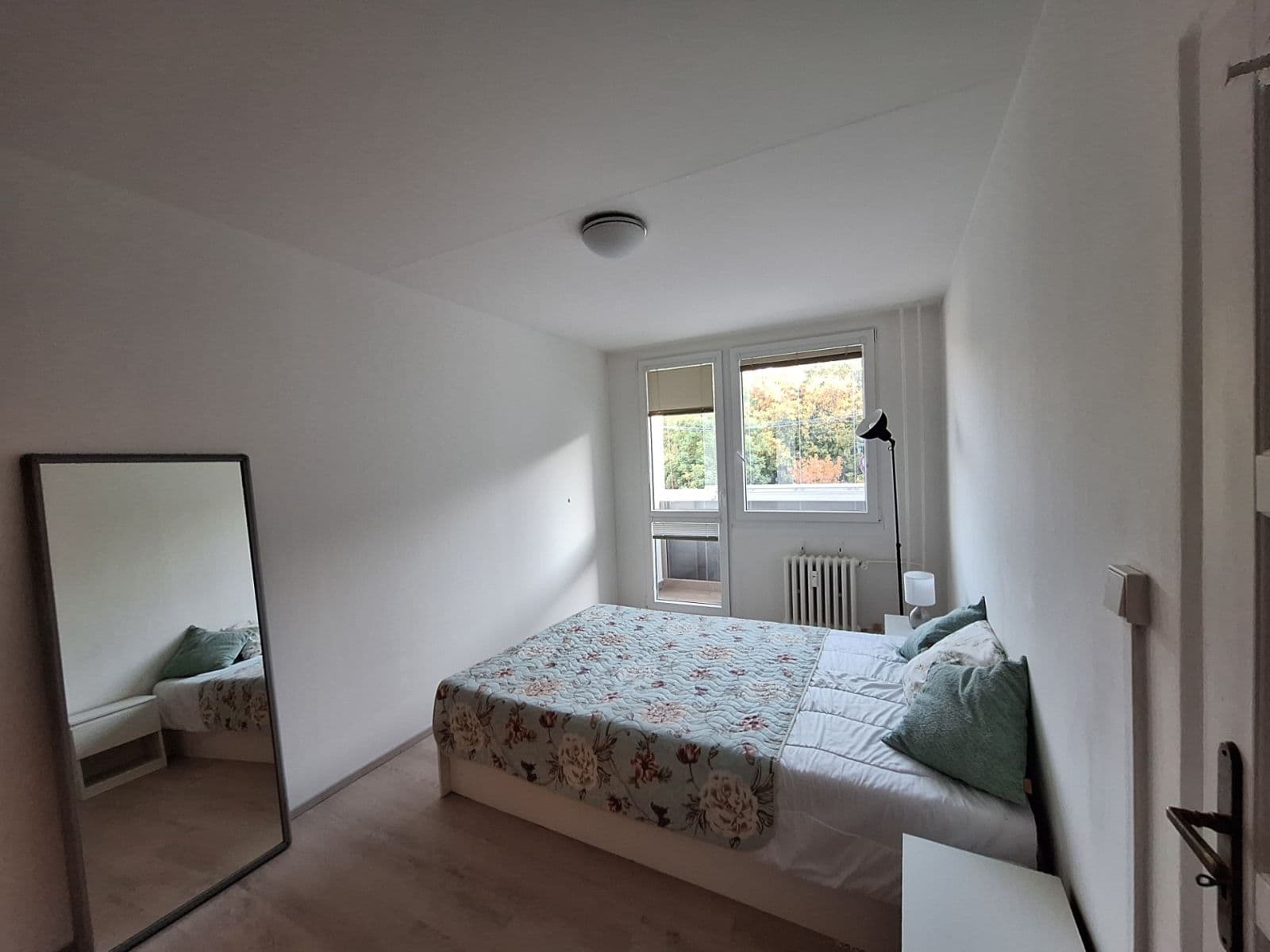 2 bedroom with open-plan kitchen flat to rent, 62 m², Trachtova, Prague, Prague 2 bedroom with open-plan kitchen flat to rent, 62 m², Trachtova, Prague, Prague