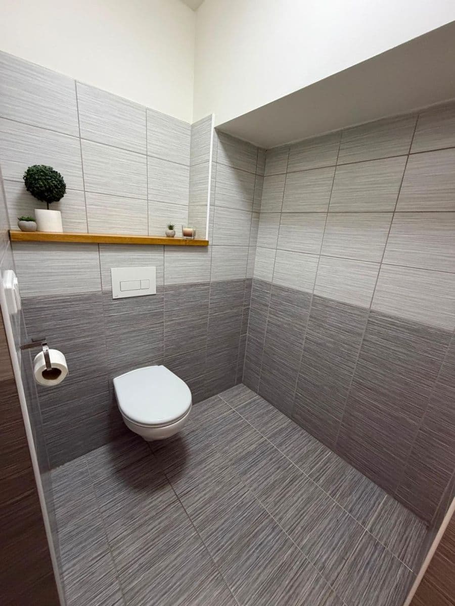 2 bedroom with open-plan kitchen flat for sale, 107 m², Tovární, Hrádek nad Nisou, Liberecký Region 2 bedroom with open-plan kitchen flat for sale, 107 m², Tovární, Hrádek nad Nisou, Liberecký Region