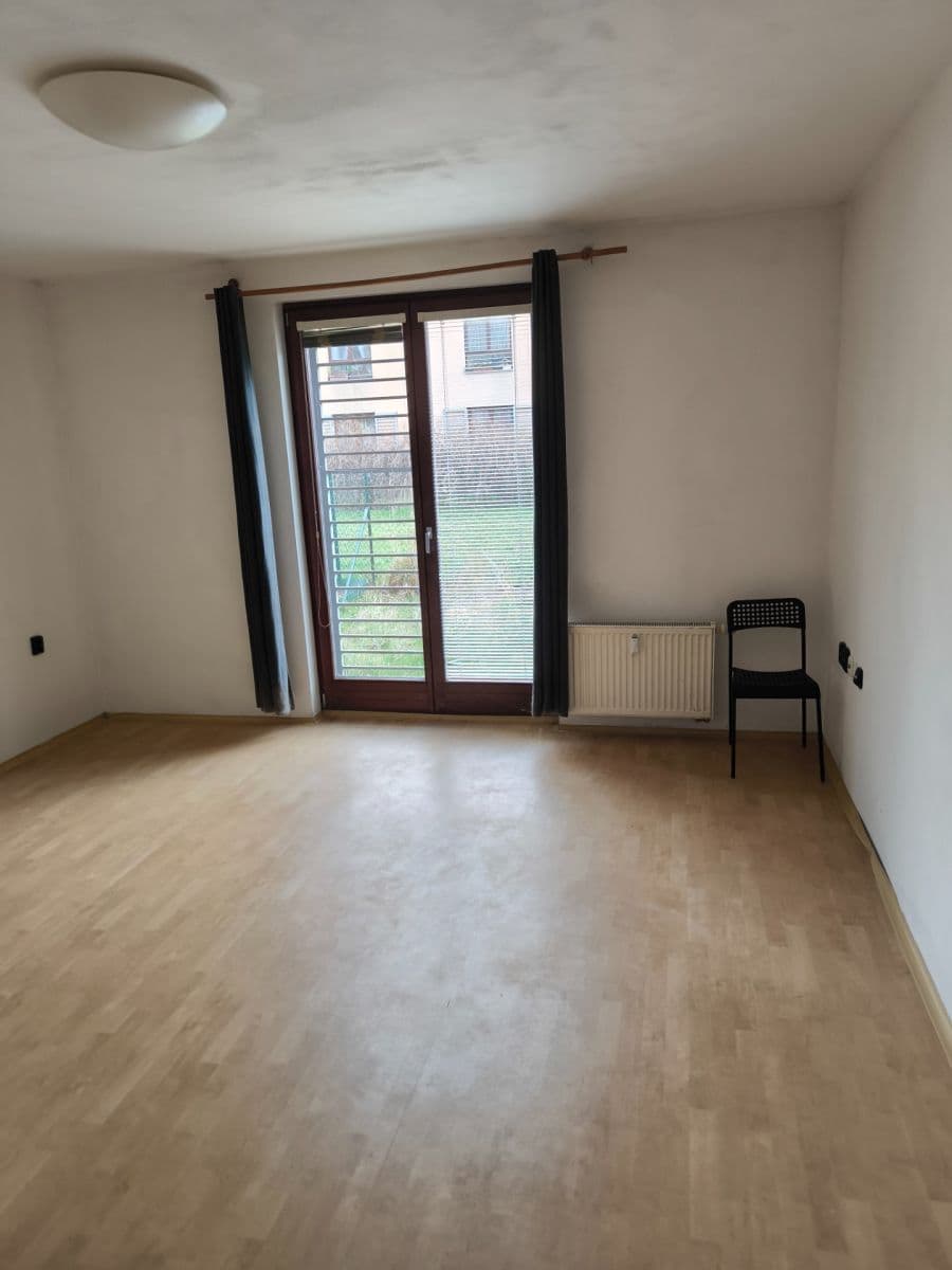 Studio flat for sale, 28 m², Za Mlýnem, Hostivice, Středočeský Region Studio flat for sale, 28 m², Za Mlýnem, Hostivice, Středočeský Region