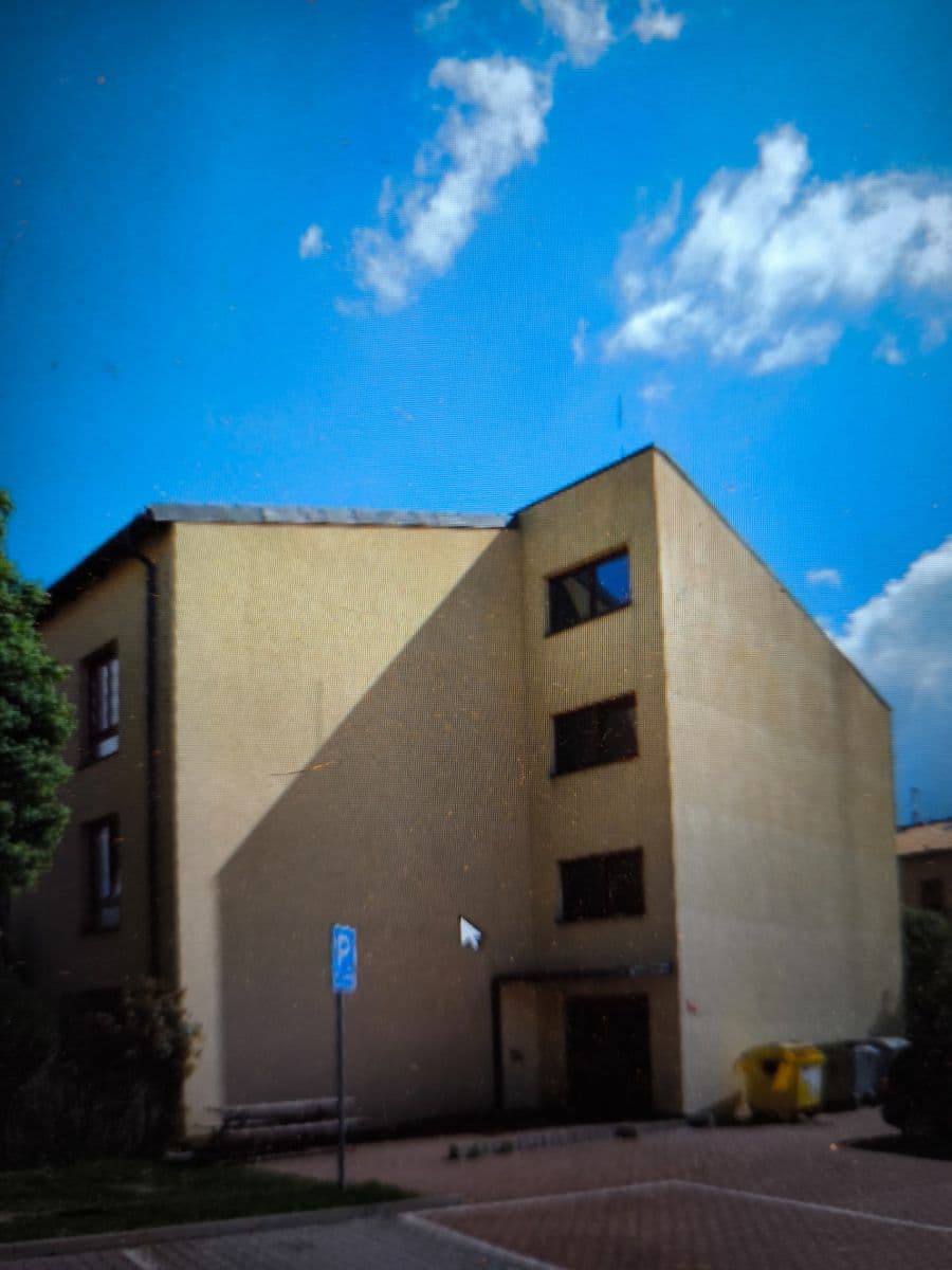Studio flat for sale, 28 m², Za Mlýnem, Hostivice, Středočeský Region Studio flat for sale, 28 m², Za Mlýnem, Hostivice, Středočeský Region