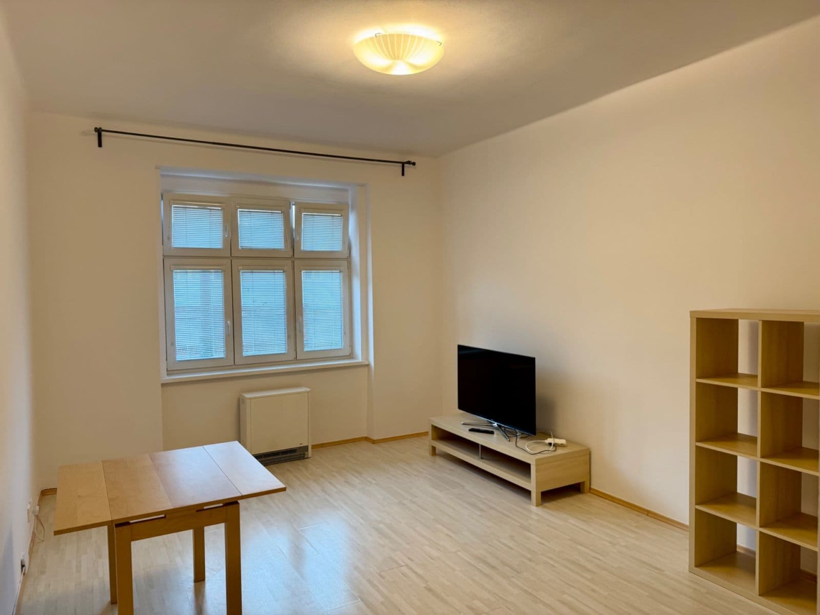1 bedroom with open-plan kitchen flat to rent, 54 m², Na Veselí, Prague, Prague 1 bedroom with open-plan kitchen flat to rent, 54 m², Na Veselí, Prague, Prague