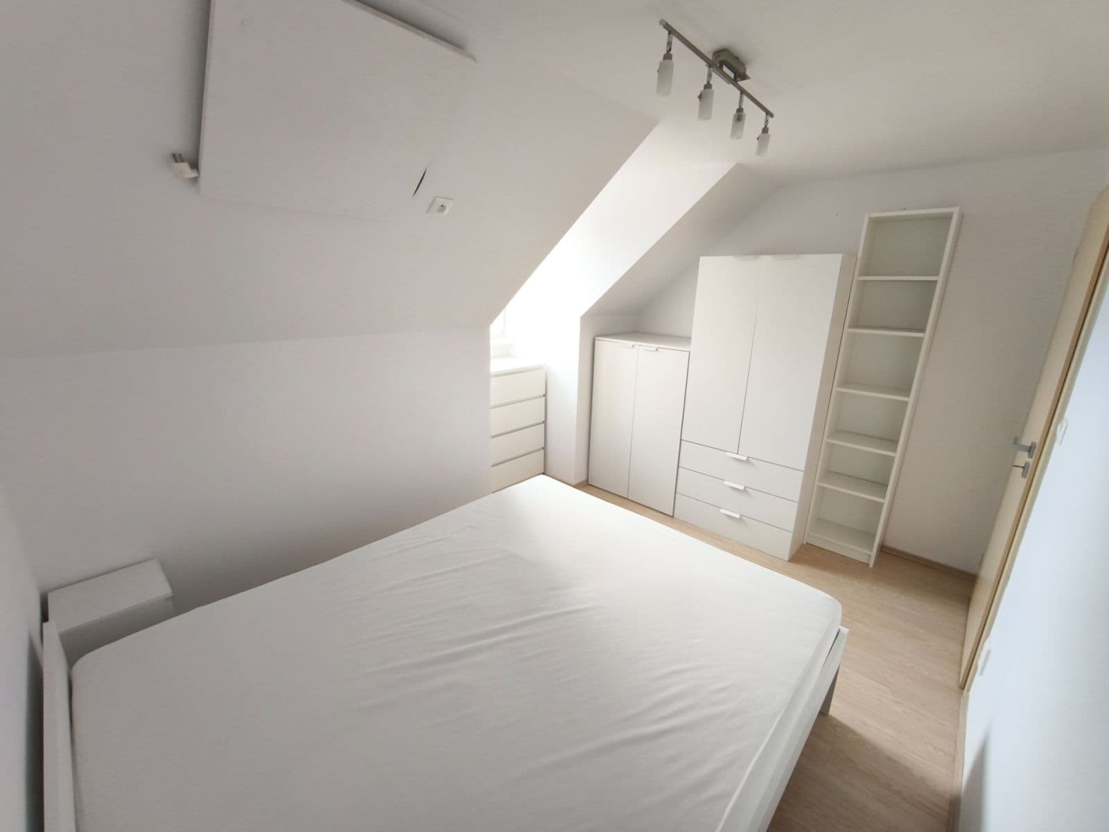2 bedroom flat to rent, 46 m², Račianska, Nové Mesto, Bratislavský Region 2 bedroom flat to rent, 46 m², Račianska, Nové Mesto, Bratislavský Region