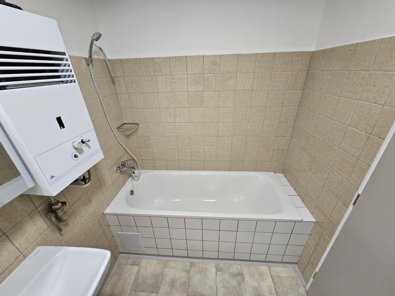 2 bedroom flat to rent, 55 m², Houdova, Prague, Prague 2 bedroom flat to rent, 55 m², Houdova, Prague, Prague