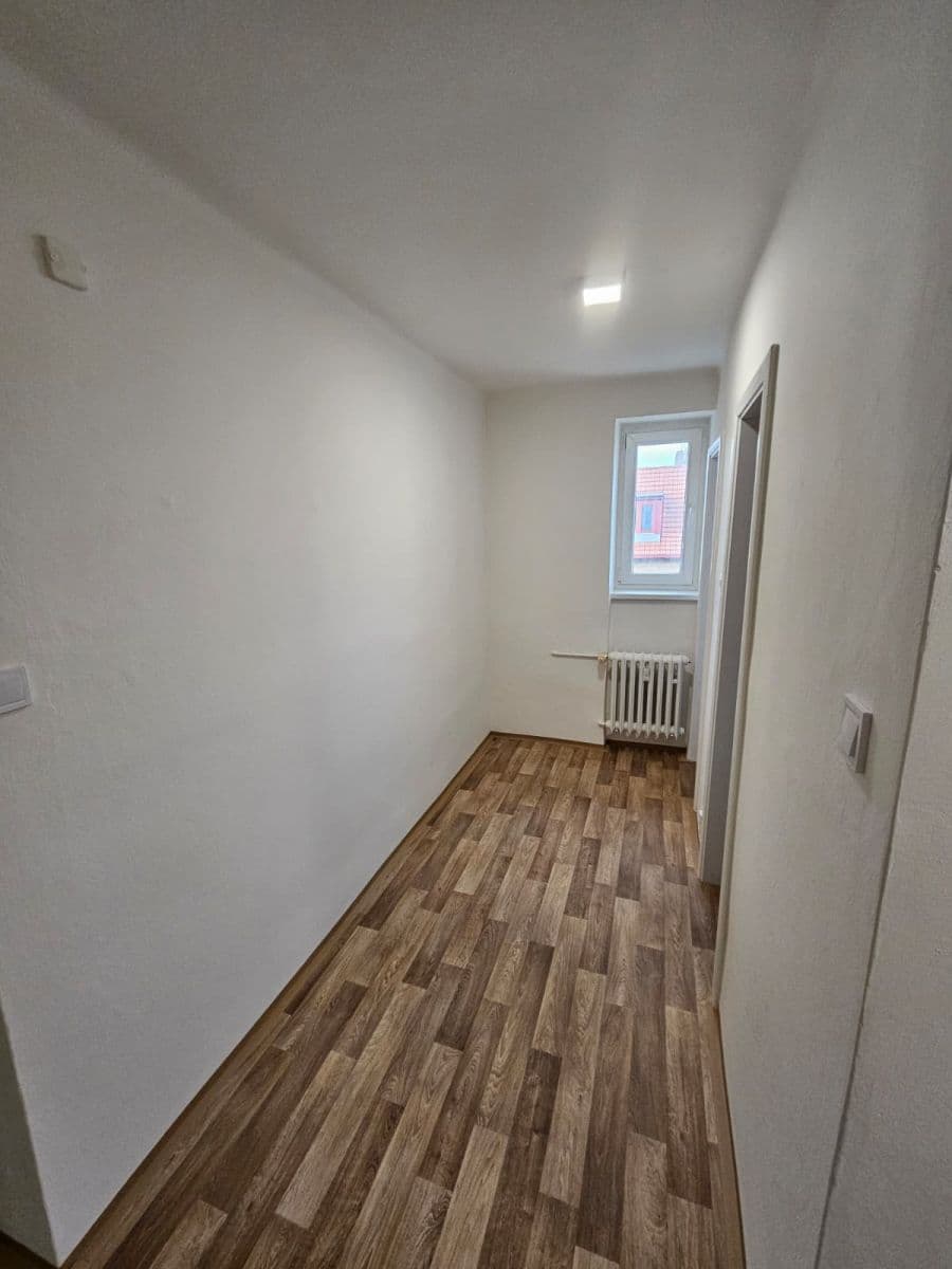 2 bedroom flat to rent, 55 m², Houdova, Prague, Prague 2 bedroom flat to rent, 55 m², Houdova, Prague, Prague