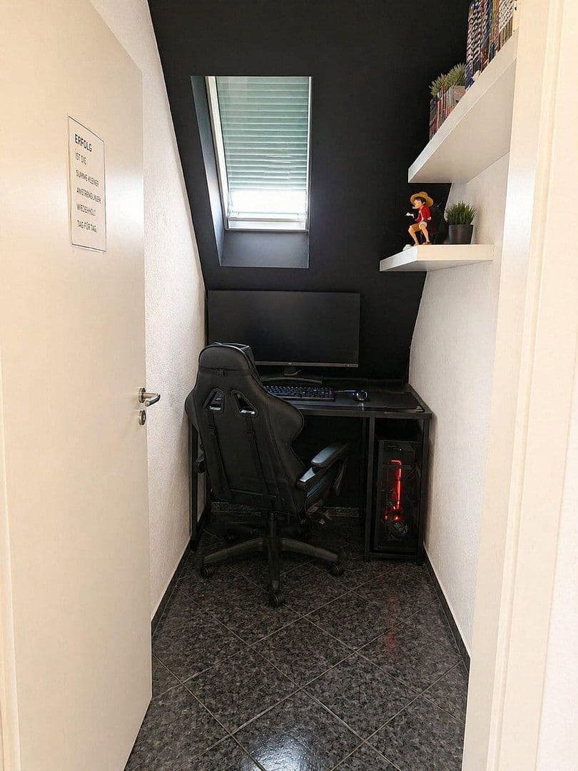 4 bedroom with open-plan kitchen flat for sale, 127 m², Dieburg, Hesse 4 bedroom with open-plan kitchen flat for sale, 127 m², Dieburg, Hesse