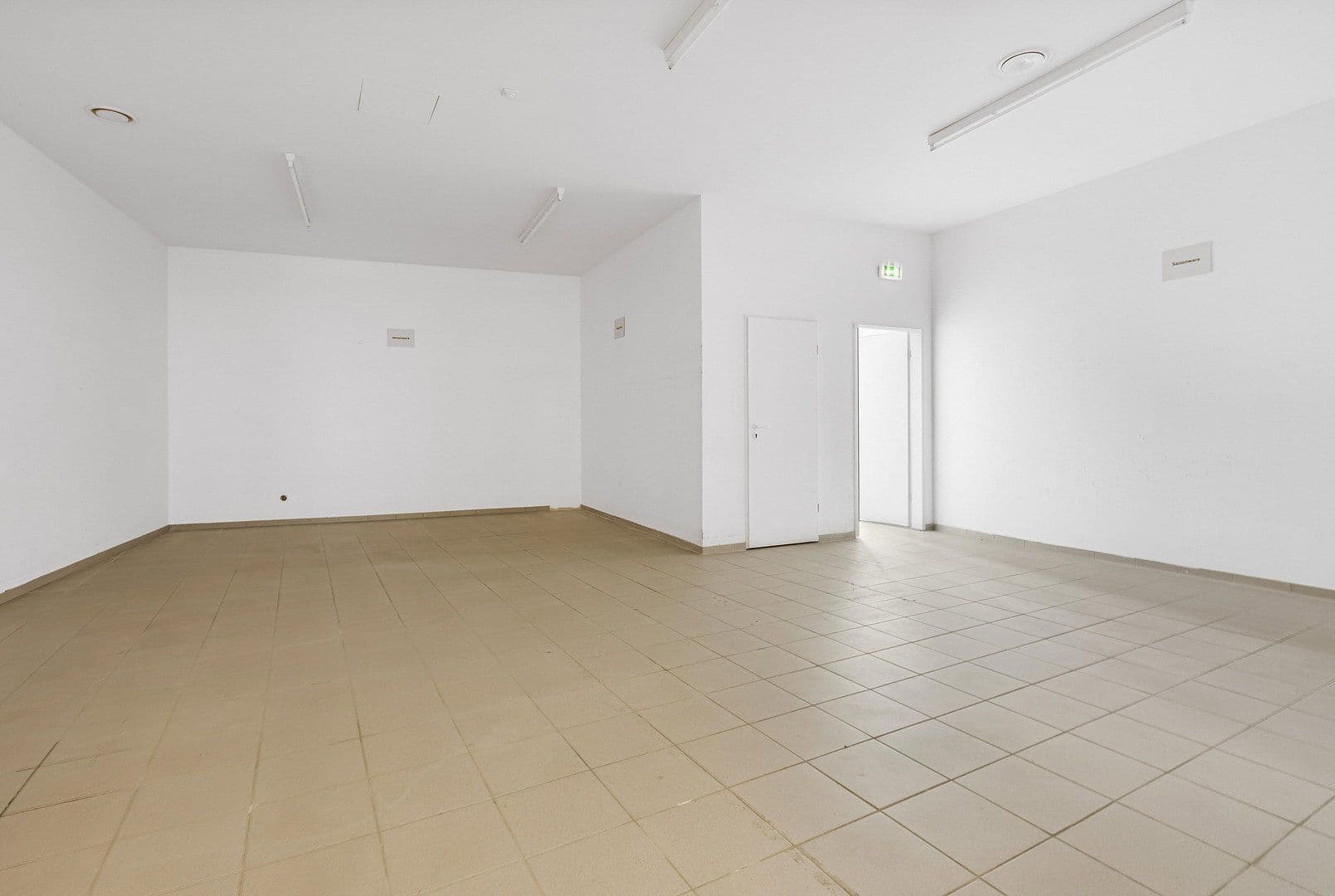 non-residential property to rent, 605 m², Hauptstraße 154, Heiligenhaus, North Rhine-Westphalia non-residential property to rent, 605 m², Hauptstraße 154, Heiligenhaus, North Rhine-Westphalia