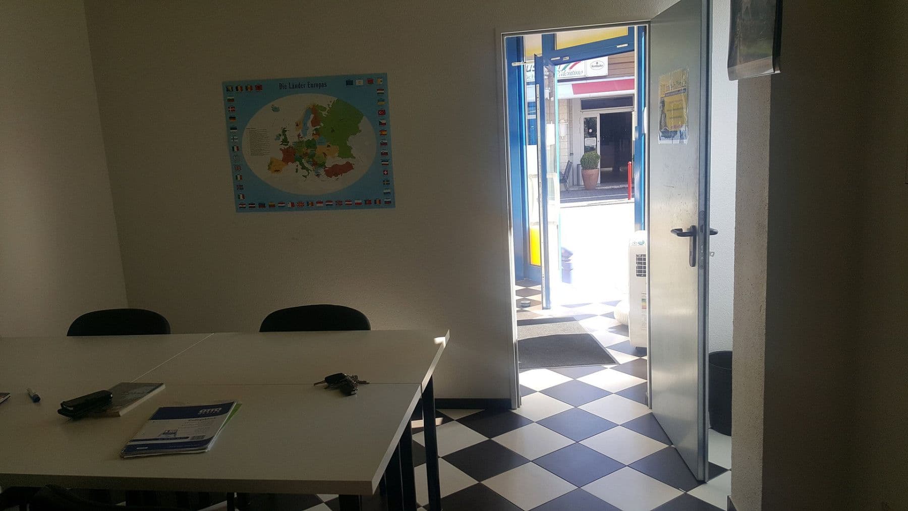 office to rent, 33 m², Neustadt (Wied), Rhineland-Palatinate office to rent, 33 m², Neustadt (Wied), Rhineland-Palatinate