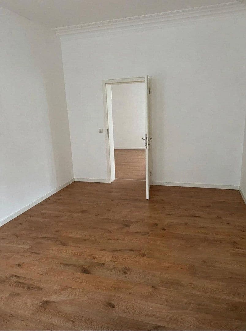 4 bedroom flat to rent, 112 m², Paul-Seydel-Str. 20, Limbach-Oberfrohna, Saxony 4 bedroom flat to rent, 112 m², Paul-Seydel-Str. 20, Limbach-Oberfrohna, Saxony