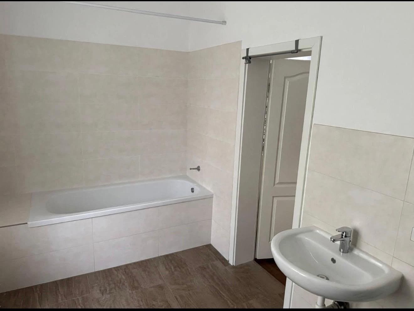 4 bedroom flat to rent, 112 m², Paul-Seydel-Str. 20, Limbach-Oberfrohna, Saxony 4 bedroom flat to rent, 112 m², Paul-Seydel-Str. 20, Limbach-Oberfrohna, Saxony